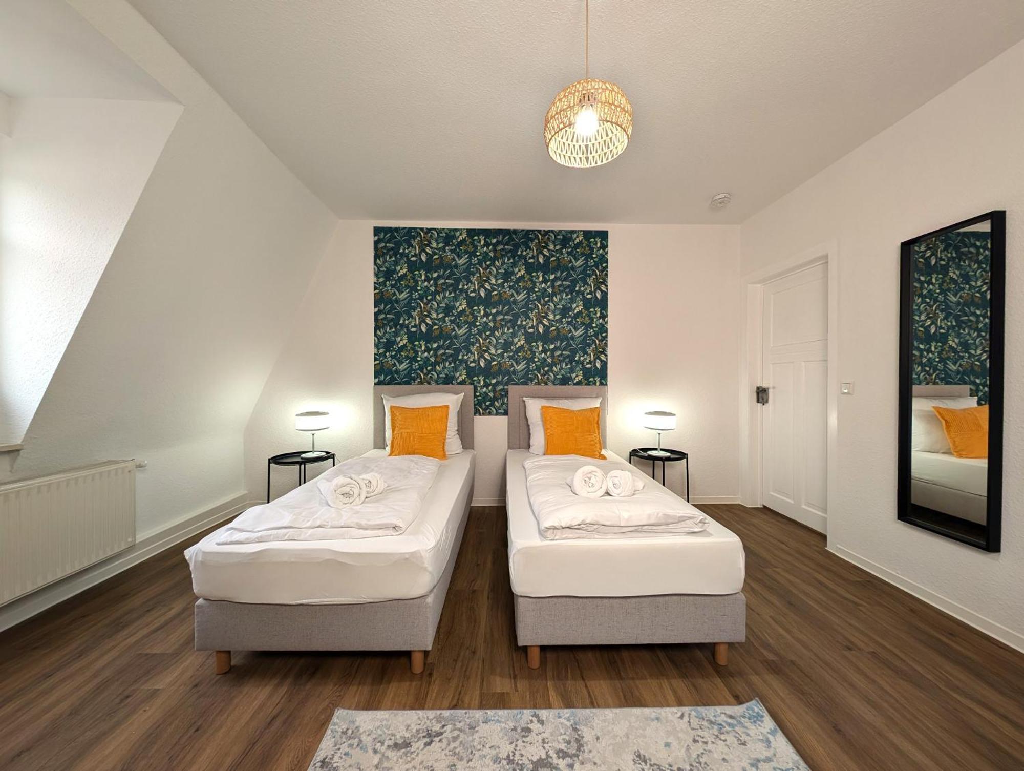 Bohnapartments - Topfmarkt Xxl Suiten - Neu In Top Zentrumslage, Vollausstattung, Wlan, Parkplaetze Ilmenau Esterno foto