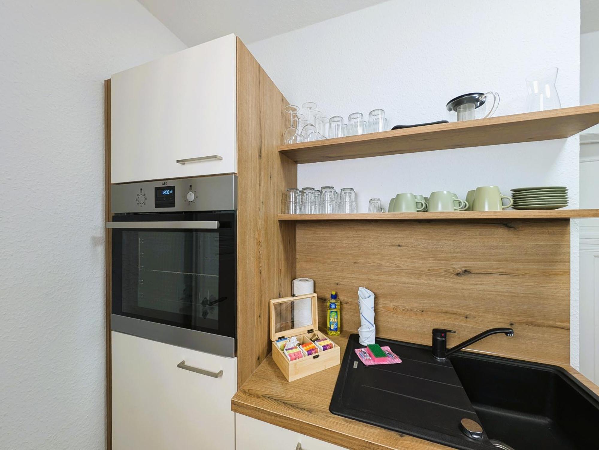 Bohnapartments - Topfmarkt Xxl Suiten - Neu In Top Zentrumslage, Vollausstattung, Wlan, Parkplaetze Ilmenau Esterno foto