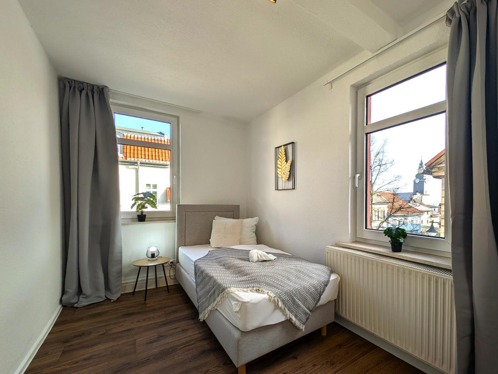Bohnapartments - Topfmarkt Xxl Suiten - Neu In Top Zentrumslage, Vollausstattung, Wlan, Parkplaetze Ilmenau Esterno foto