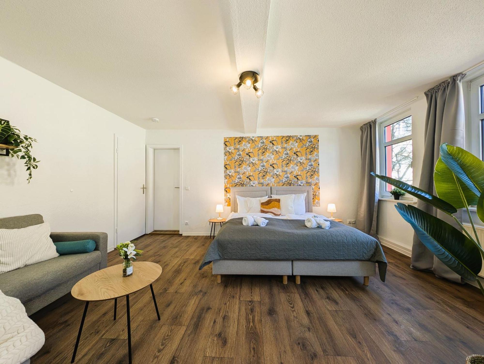 Bohnapartments - Topfmarkt Xxl Suiten - Neu In Top Zentrumslage, Vollausstattung, Wlan, Parkplaetze Ilmenau Esterno foto